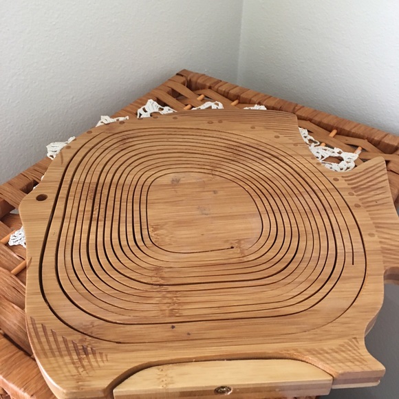 Wooden “Sunfish” Basket/Bowl - Picture 2 of 3